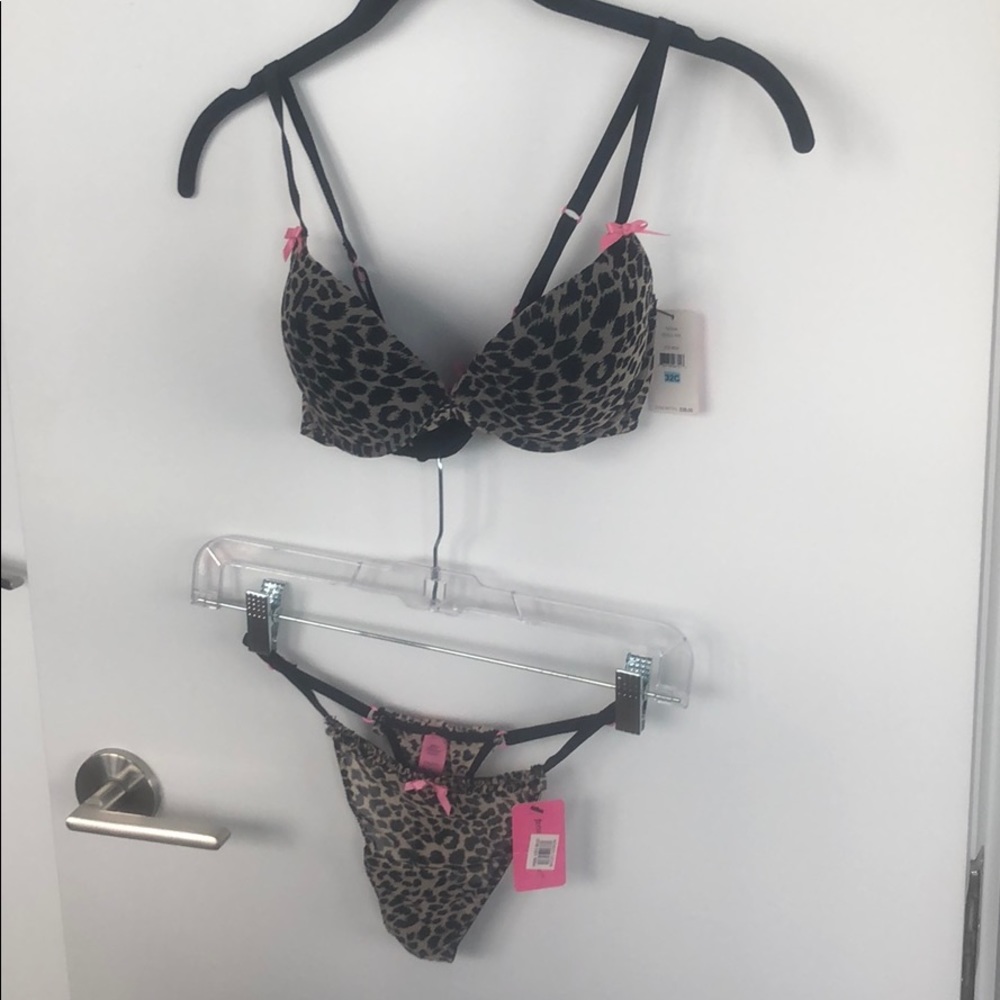 Betsey Johnson cheetah print lingerie set